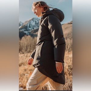 Women's Black Puffer Jacket